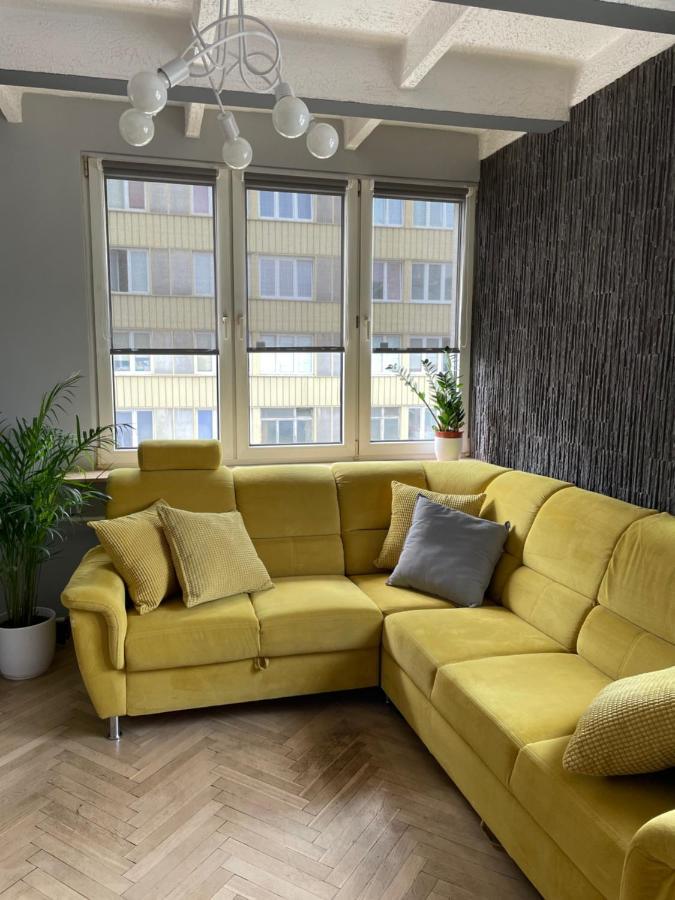 Grey Gucci Apartment City Center ワルシャワ エクステリア 写真
