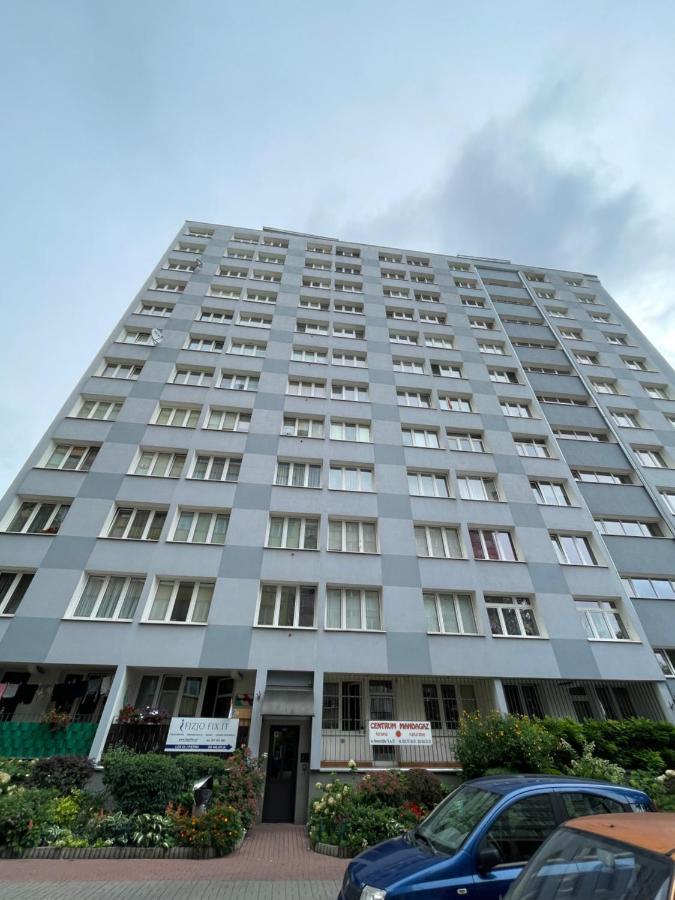 Grey Gucci Apartment City Center ワルシャワ エクステリア 写真